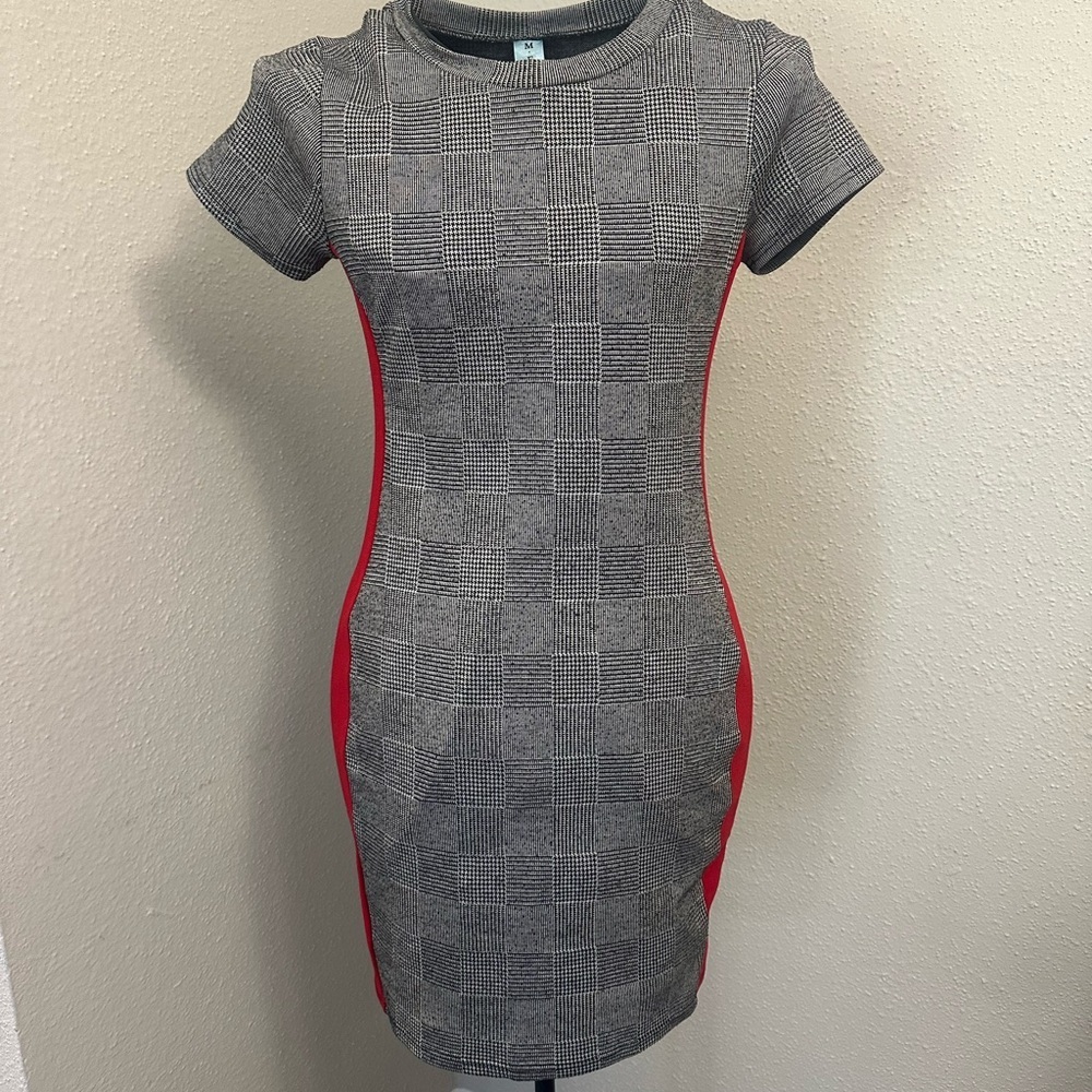 Gray Bodycon Mini Dress with Red Accents and Cap Sleeves